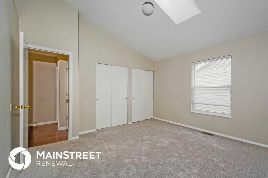 Building Photo - 6 Bishops Crest Ct