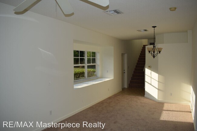 Building Photo - 4 br, 2.5 bath House - 2709 Creekside Dr
