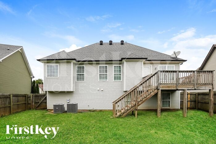 Building Photo - 680 Fox Trail Ct