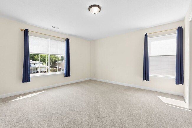 Building Photo - 317 Cottonwood Ave