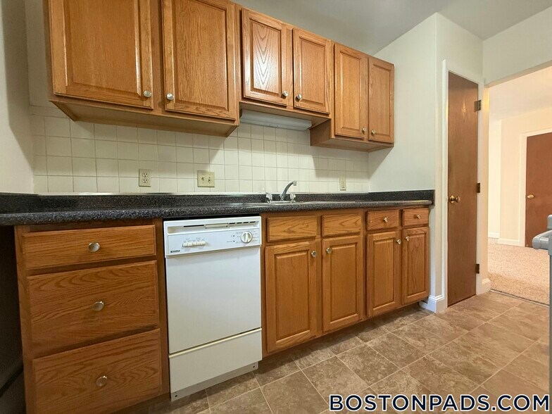 Building Photo - 0 Brattle Dr