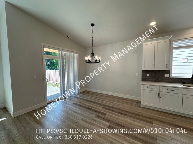 Building Photo - 2629 43rd Ln SE