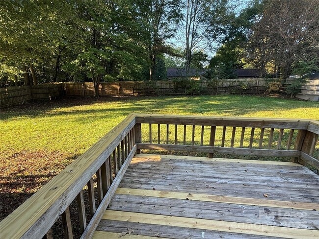 Building Photo - 12800 Levins Hall Rd