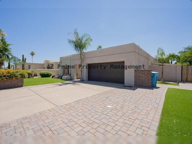 Building Photo - 16630 N 67th St