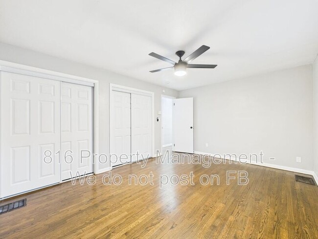 Building Photo - 7560 Prospect Ave