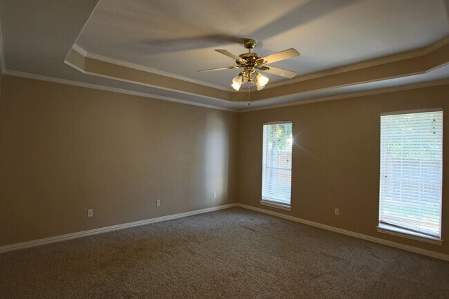 Building Photo - Beautiful 3 Bedroom in Tyler! Coming Soon!