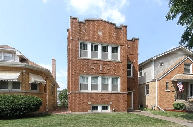 Building Photo - 5750 N Meade Ave