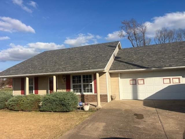 Building Photo - 1825 S 24th St