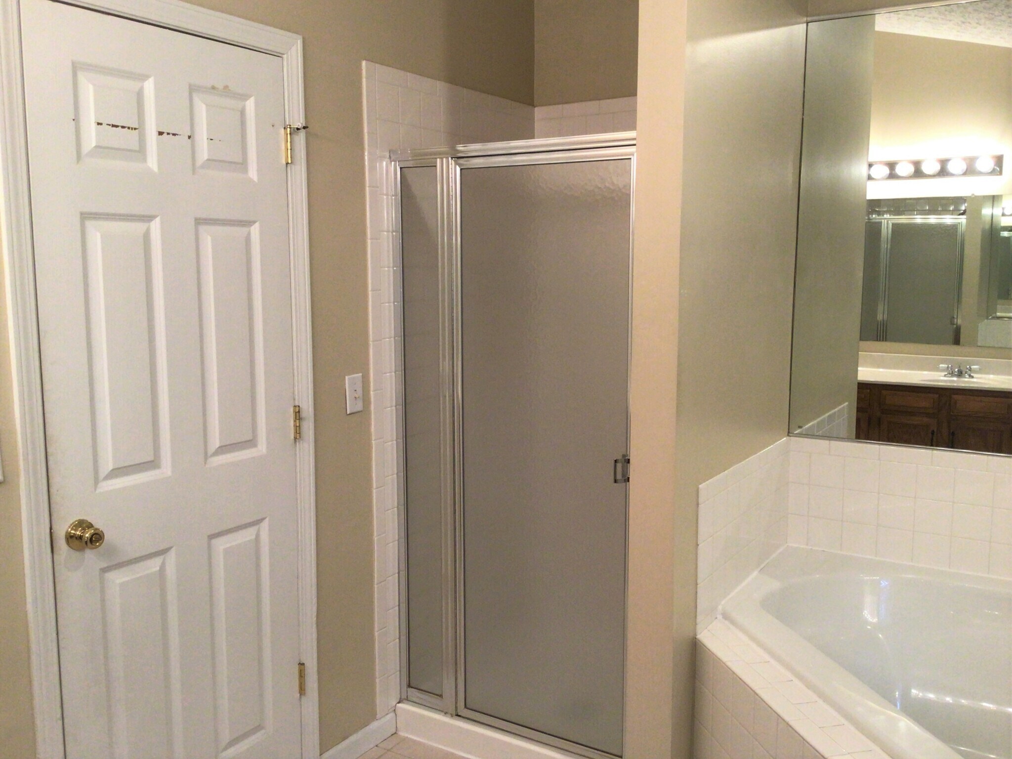 Building Photo - 1543 Windsong Dr