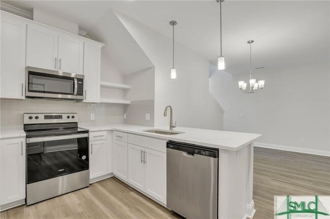 Building Photo - 157 Lower Creek Dr