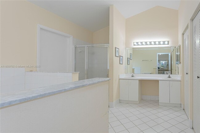 Building Photo - 16176 NW 14th Ct