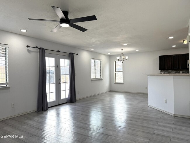 Building Photo - 11952 Mesquite Miel Dr