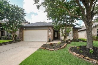 Building Photo - 20123 Jasper Oaks Dr
