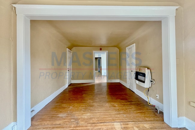 Building Photo - 2563 Foraker Ave