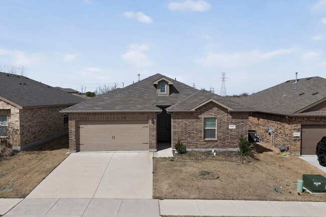 Building Photo - 8425 Wildwest Dr