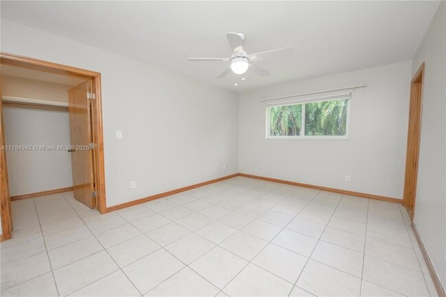 Building Photo - 24595 SW 147th Ave