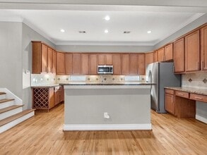 Building Photo - 2505 Dallas St