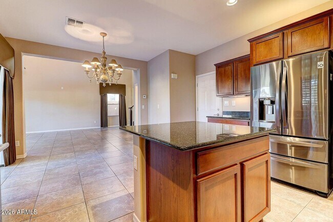 Building Photo - 2530 W Cordia Ln