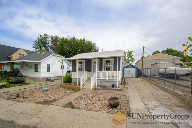 Primary Photo - Beautiful Home In Mill Creek Area!