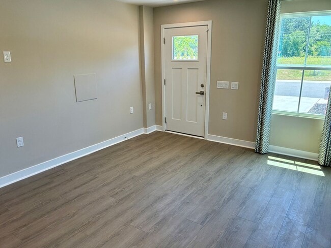 Building Photo - 3 Bedroom 2.5 Bathrooms in Anderson Farms Calabash