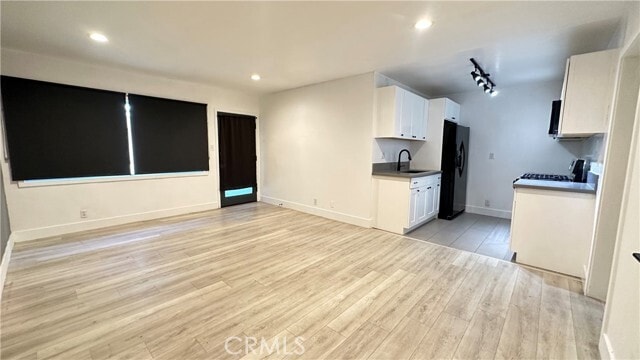 Building Photo - 14222 Calvert St