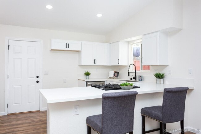 Building Photo - 534 Jeffree St