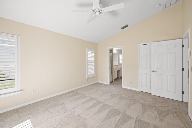 Building Photo - 6234 Sturbridge Ct