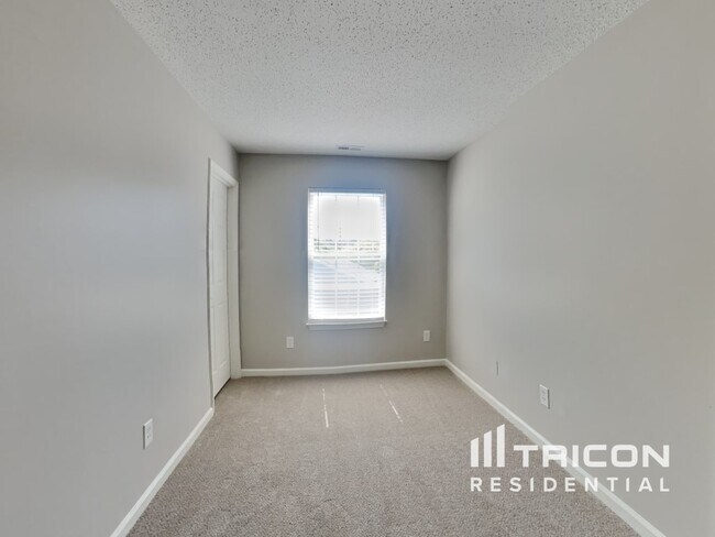 Building Photo - 3622 Evanston Way