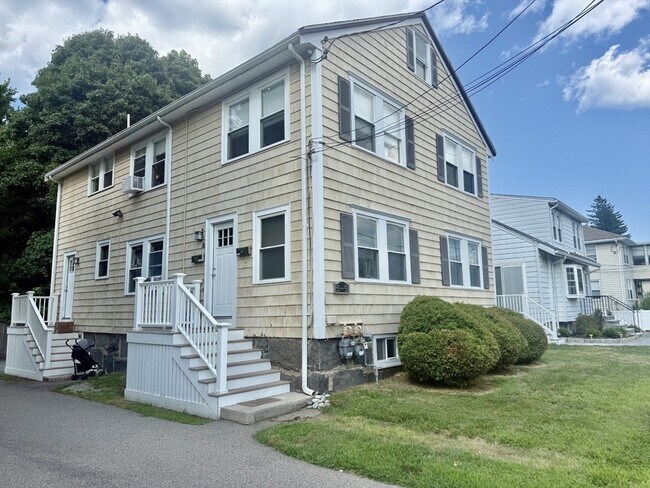 Building Photo - 55 Storrs Ave