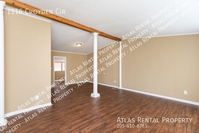Building Photo - 1116 Croyden Cir