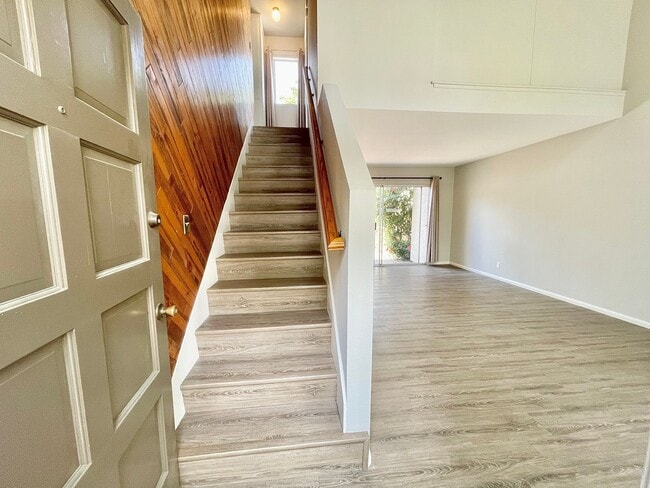 Building Photo - Ventura | Todd Ranch Townhome | 3 Bedroom + 2 Bathroom