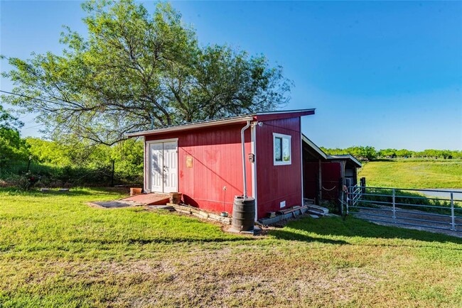 Building Photo - 501 Engelke Rd