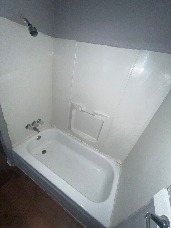 Building Photo - Section 8 Accepted! Charming 4-bedroom hom...