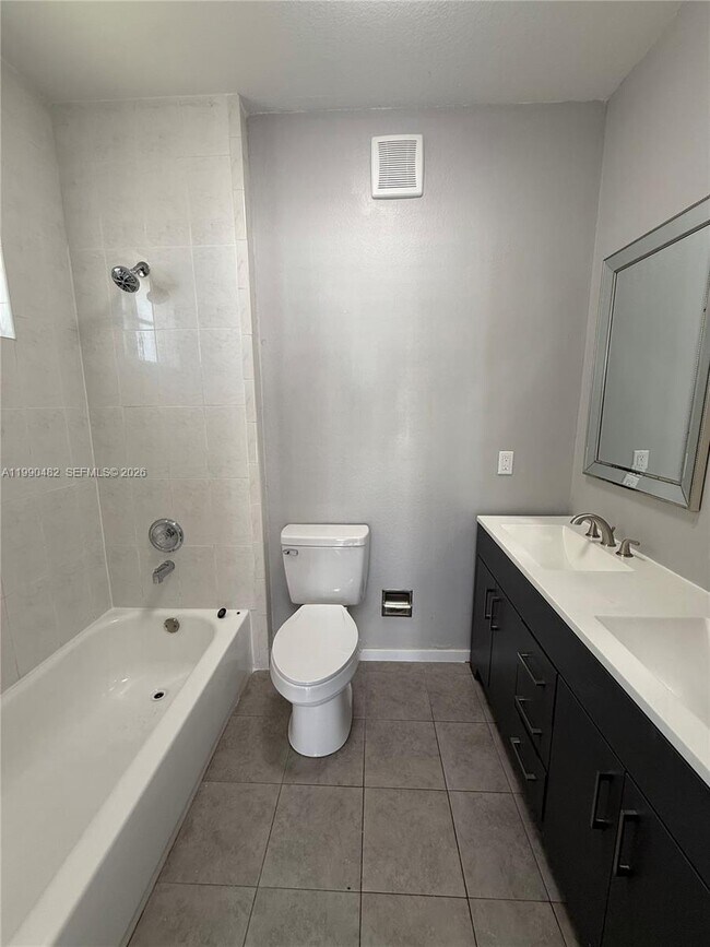 Building Photo - 7541 NW 176th Terrace