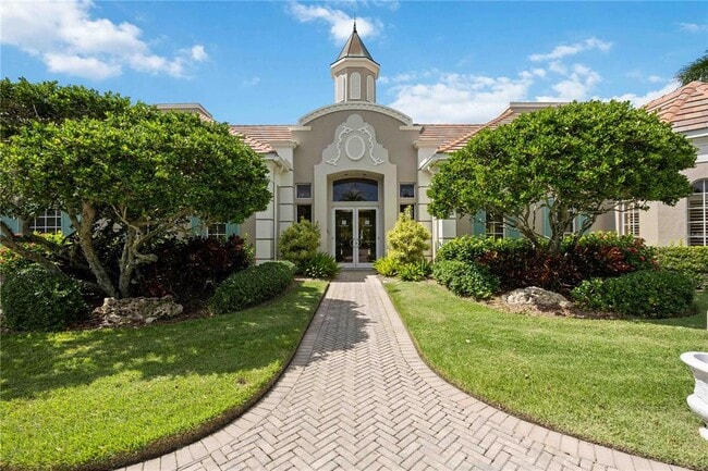 Building Photo - 5290 Descanso Ct