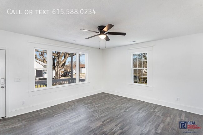 Building Photo - 307 W 13th St