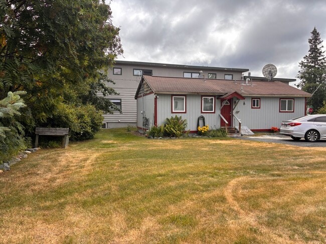 Building Photo - Turnagain 2 Bed / 1 Bath House!