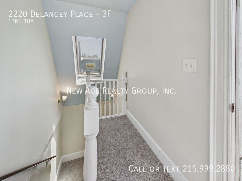 Building Photo - 2220 Delancey St