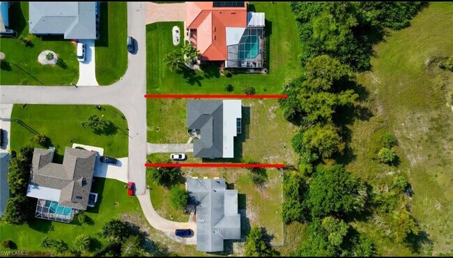 Building Photo - 4108 SE 8th Ave