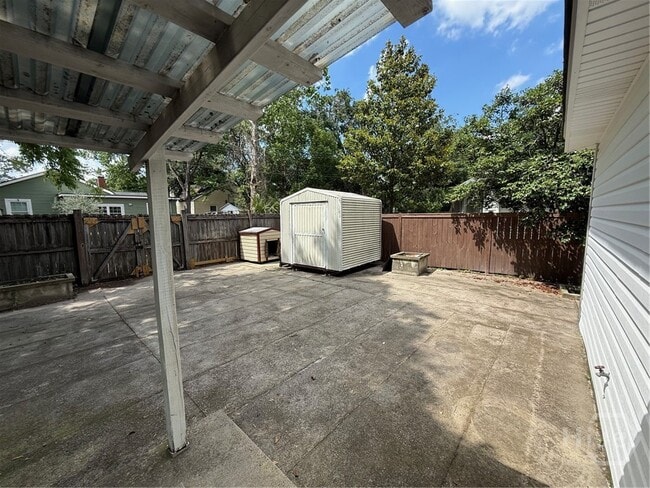 Building Photo - 209 Screven Ave