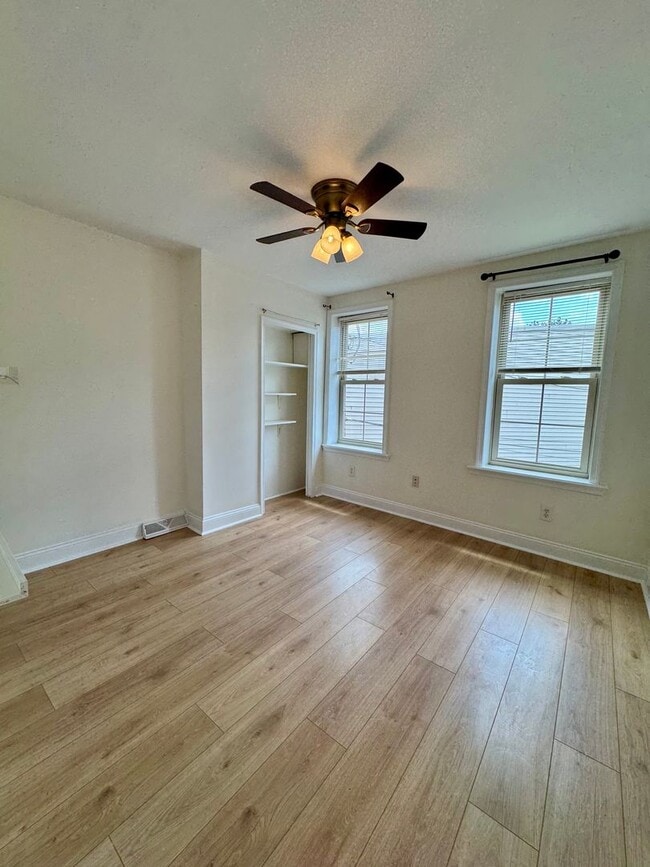 Building Photo - Charming 2-Bedroom Home in Fishtown/Olde R...