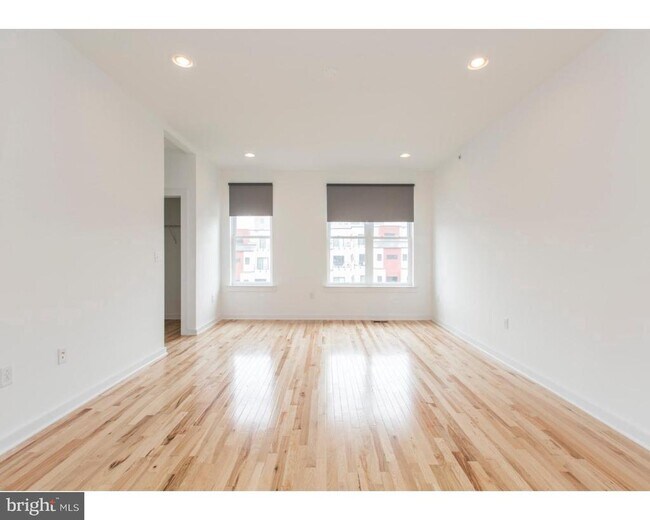 Building Photo - 3039 Baltz St