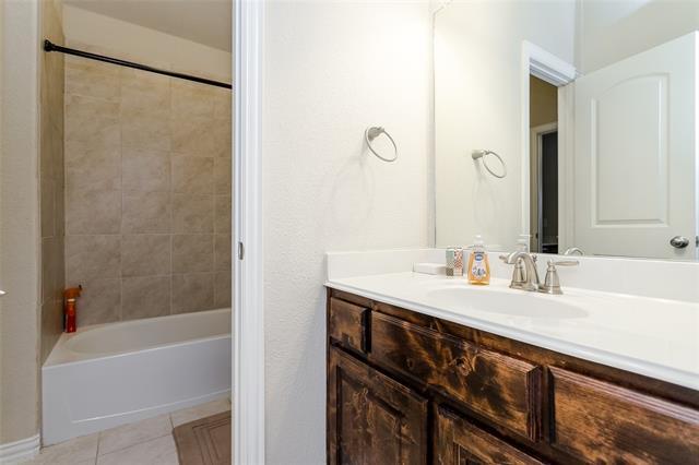 Building Photo - 8801 Stenson St