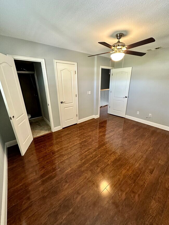 Second bedroom - 2871 S Pines Dr