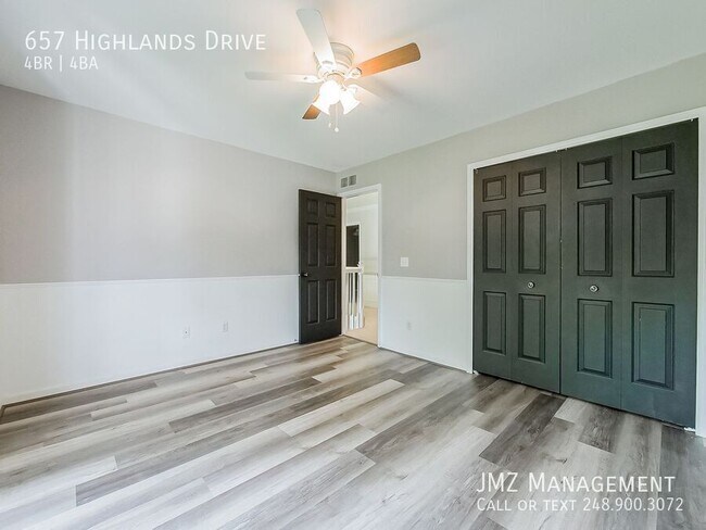 Building Photo - 657 Highlands Dr