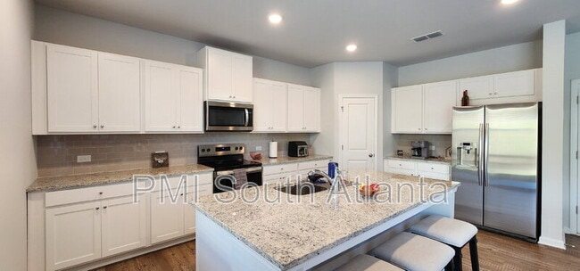 Building Photo - 7124 Timberland Trl