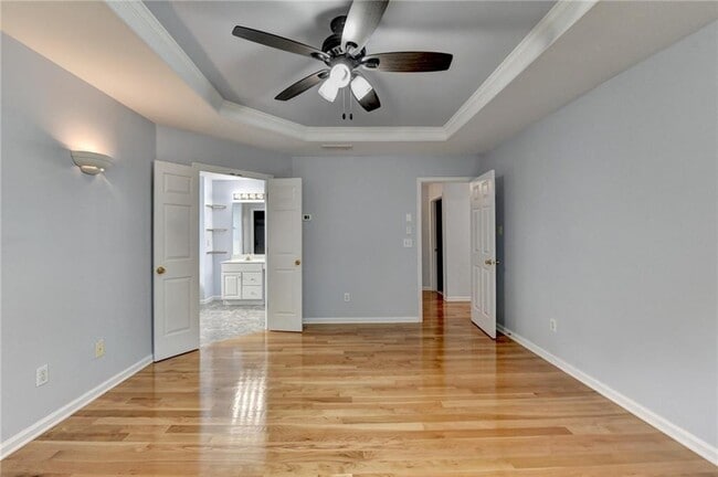 Building Photo - 2455 Kirkstone Dr
