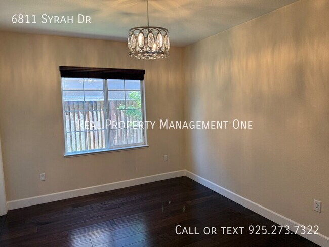 Building Photo - 6811 Syrah Dr