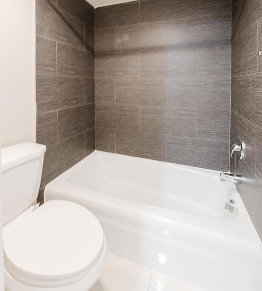 Building Photo - 859 Jeffery St