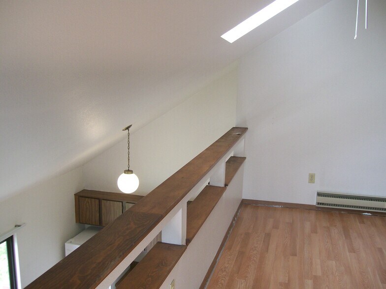 Building Photo - 4501 Boardwalk Dr